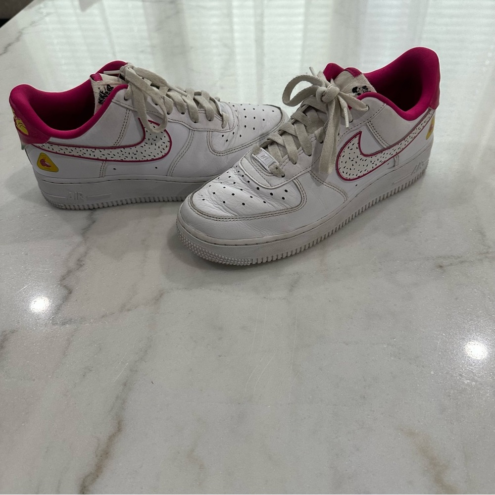 NIKE AIR FORCE 1 ‘07 XL DRAGON FRUIT SNEAKERS WOMENS SIZE 8